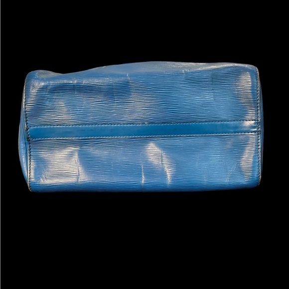 Louis Vuitton Blue Epi Speedy 33cm w/COA (A207) - Picture 16 of 17